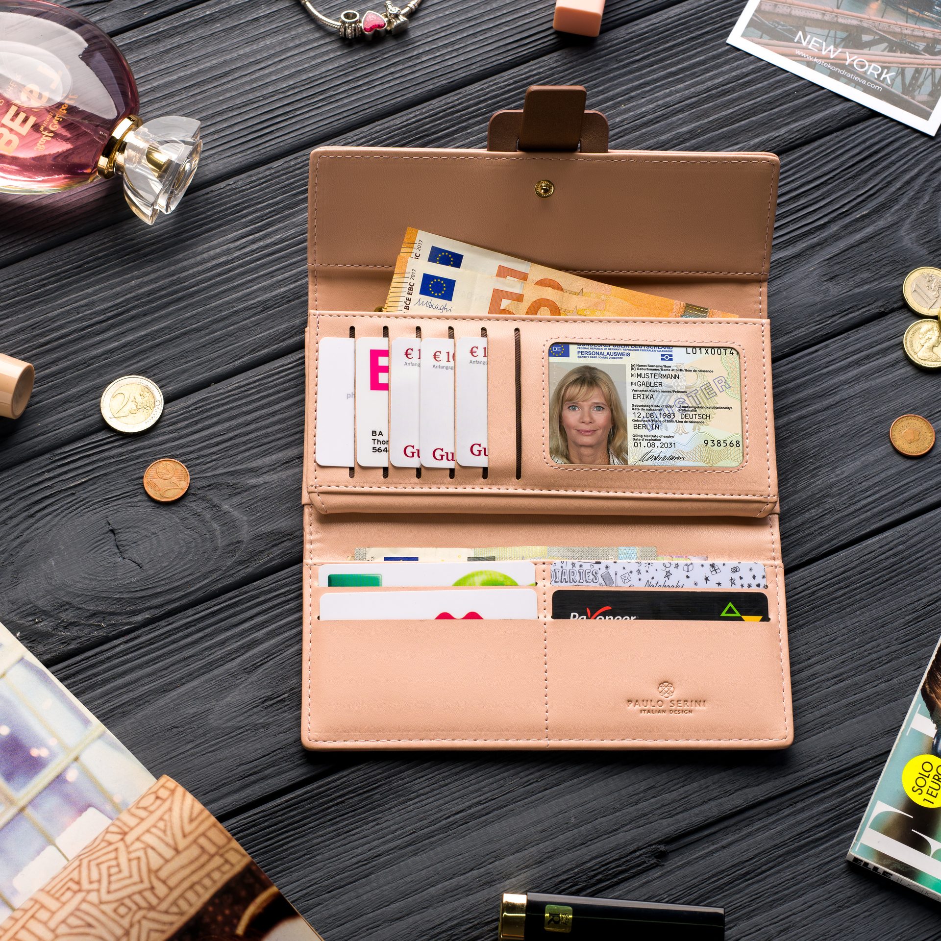 Classic Wallet - Detail Clasp